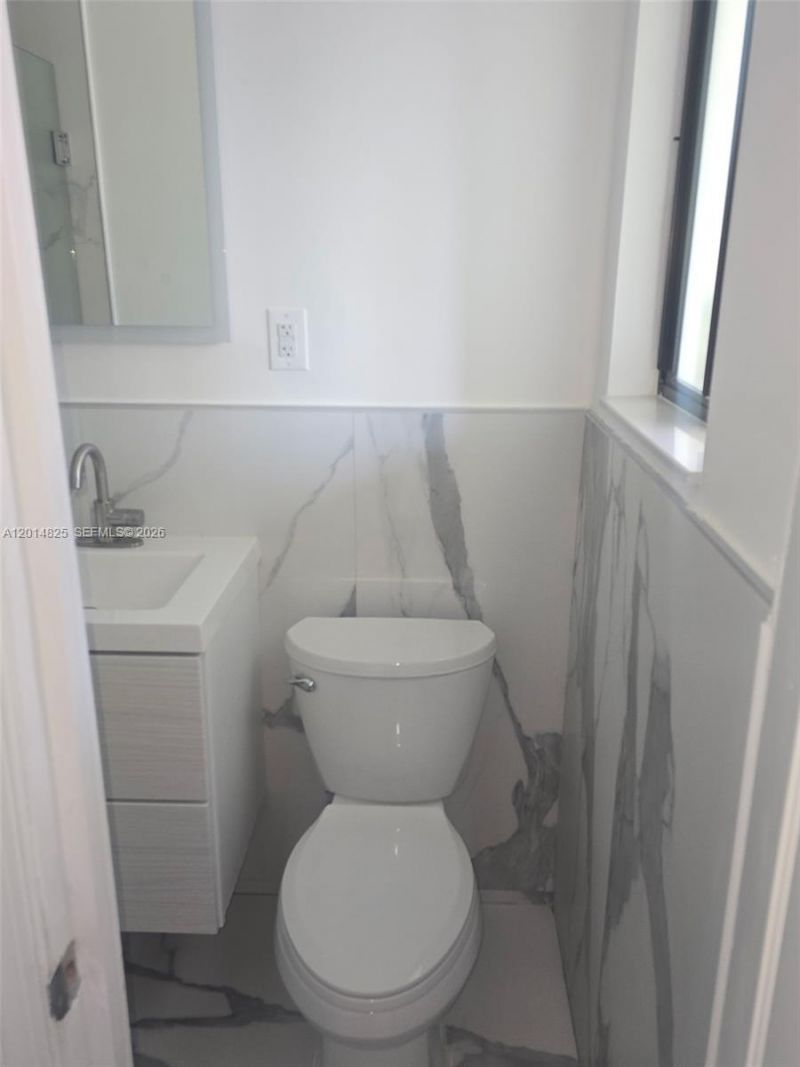 3300 SE 6th St , Pompano Beach, FL 33062 Photo