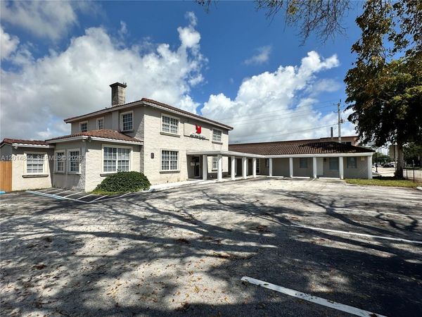 1040 S Federal Hwy , Hollywood, FL 33020