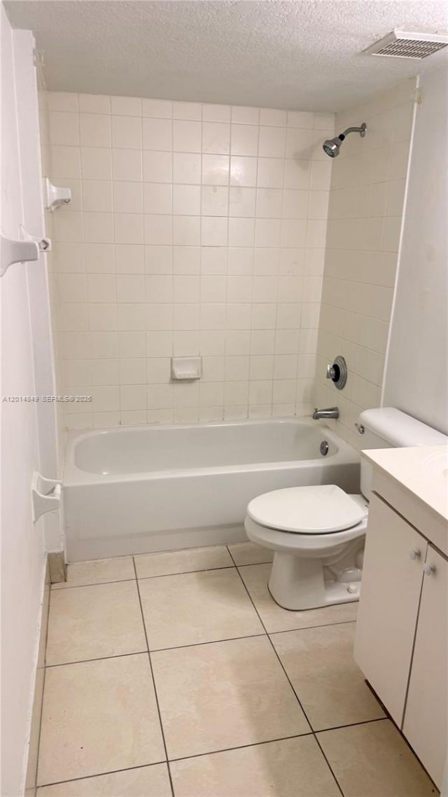 990 NE 33rd Ter , Unit 104, Homestead, FL 33033 Photo
