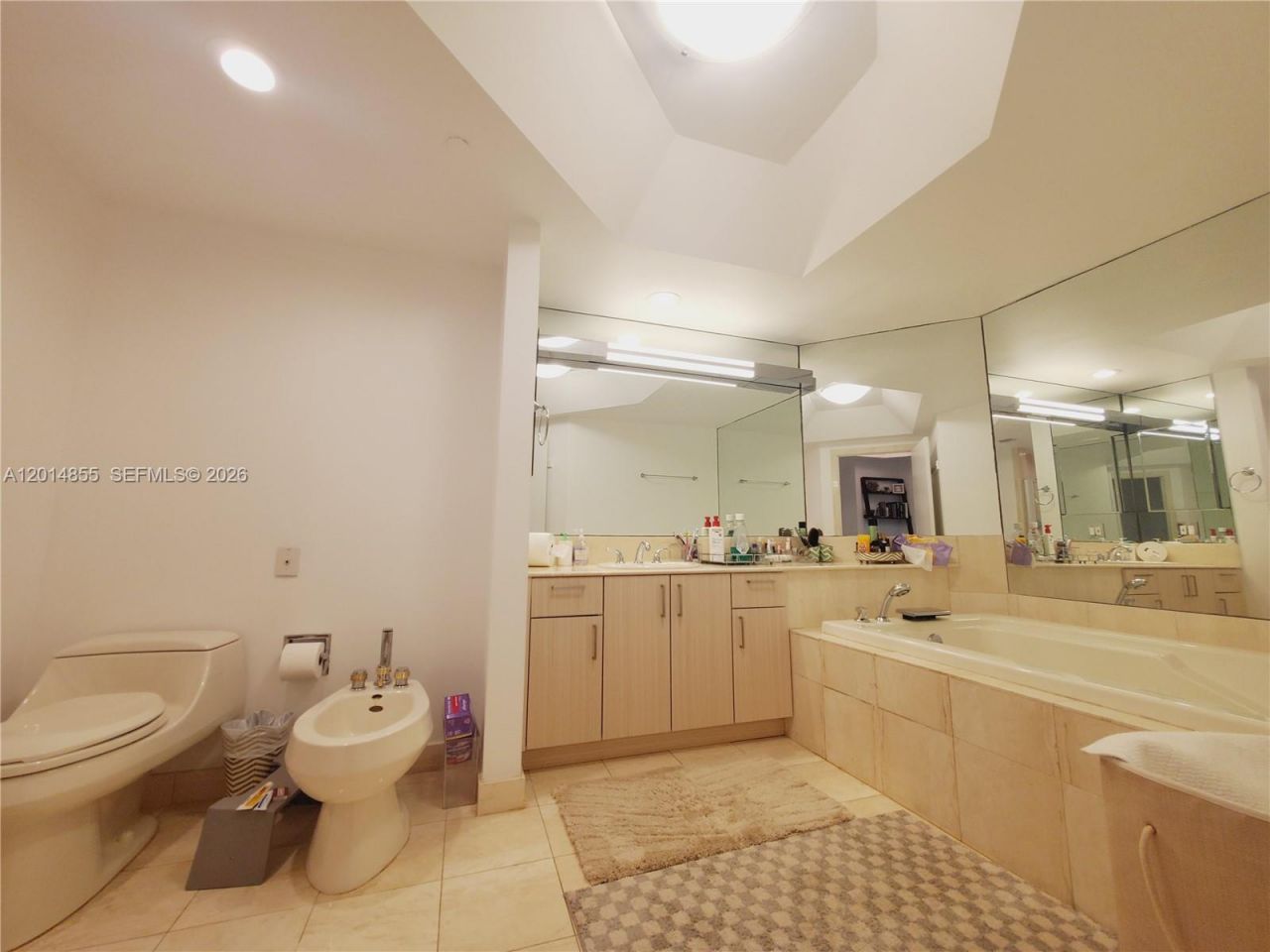 2000 Island Blvd , Unit 2703, Aventura, FL 33160 Photo