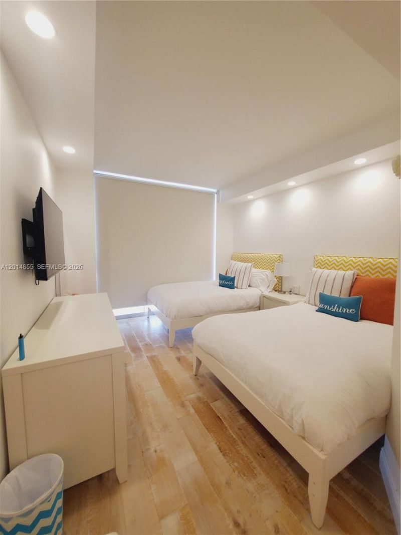 2000 Island Blvd , Unit 2703, Aventura, FL 33160 Photo