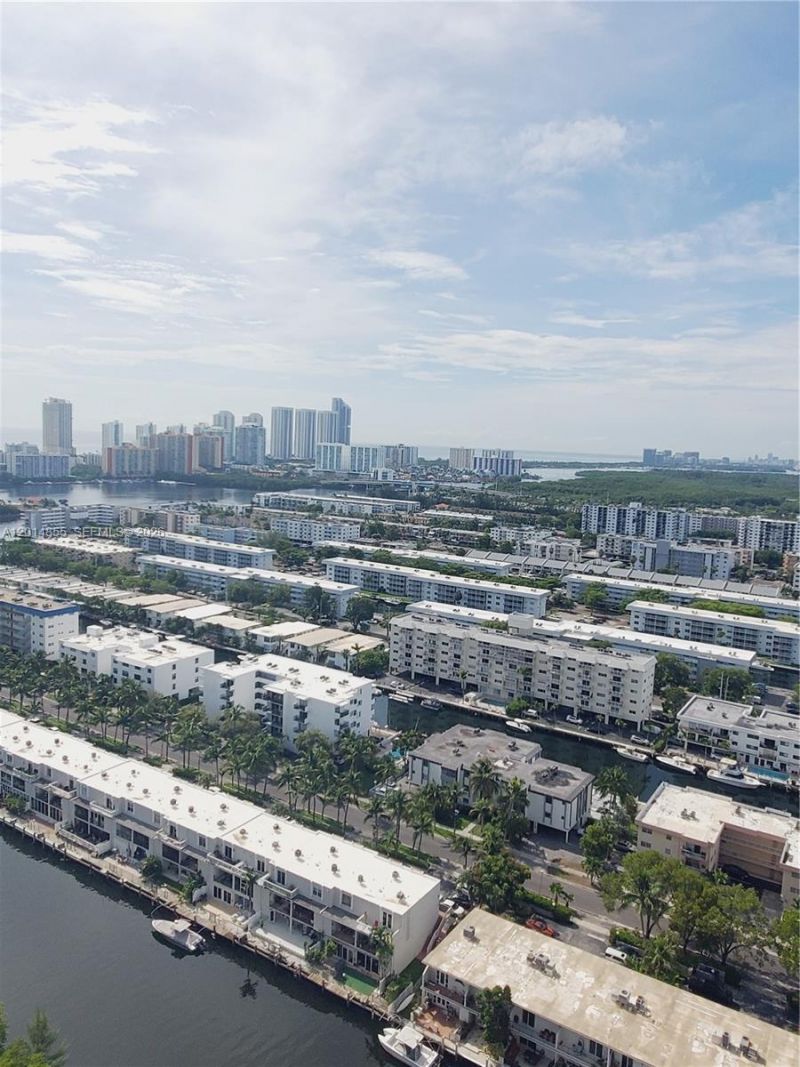 2000 Island Blvd , Unit 2703, Aventura, FL 33160 Photo