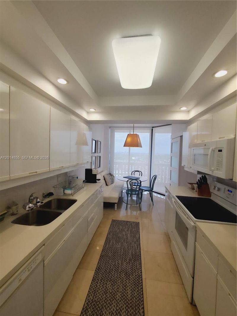 2000 Island Blvd , Unit 2703, Aventura, FL 33160 Photo