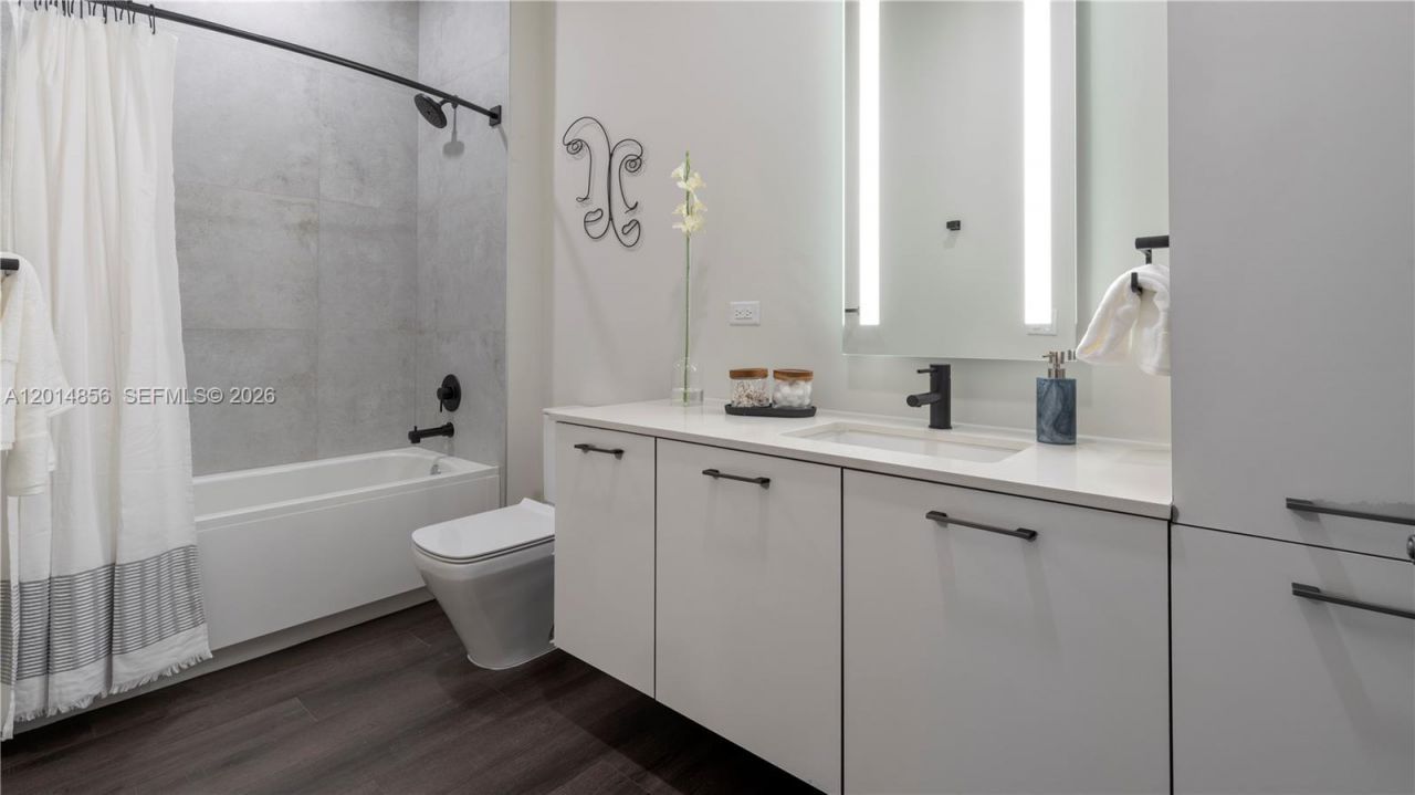 6970 SW 40th St , Unit 228, Miami, FL 33155 Photo