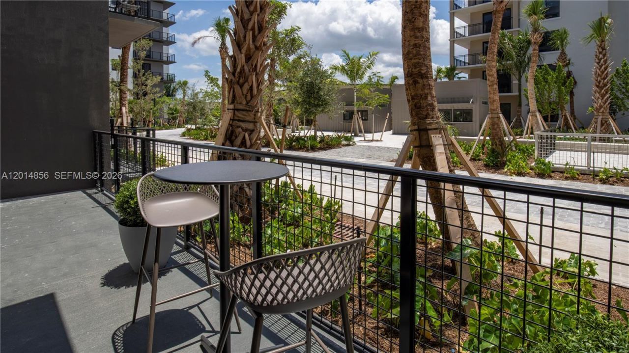 6970 SW 40th St , Unit 228, Miami, FL 33155 Photo