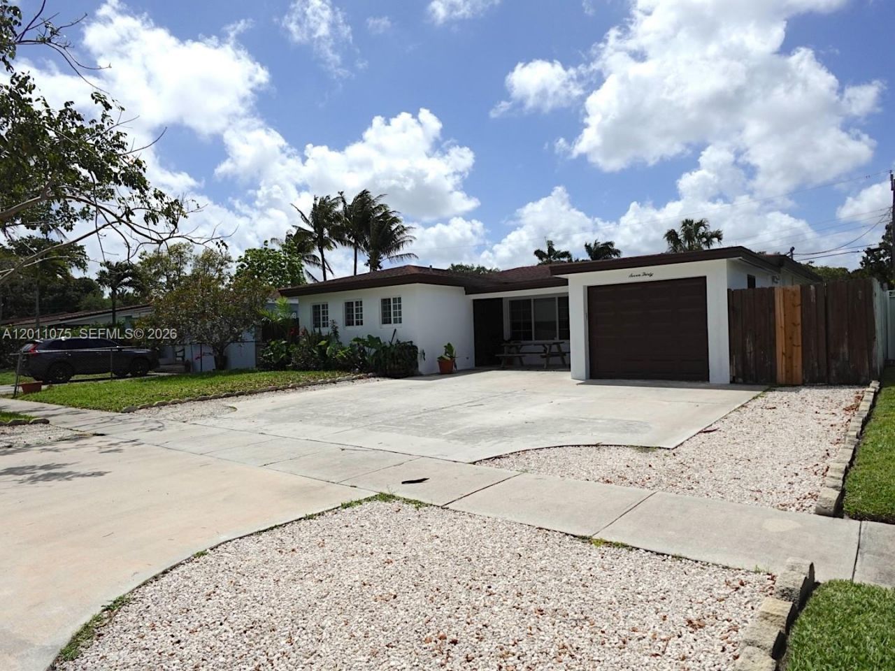 730 N 73rd Ave , Hollywood, FL 33024 Photo