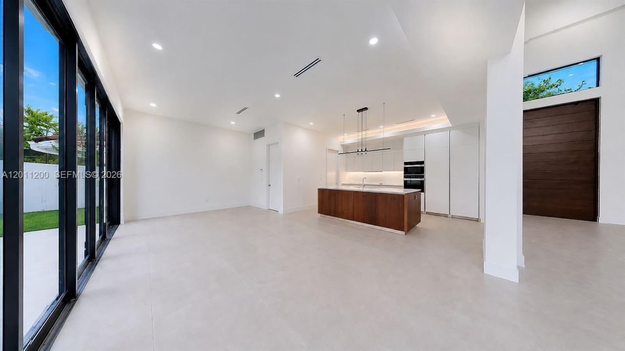 16022 NW 83rd Ct , Miami Lakes, FL 33016 Photo