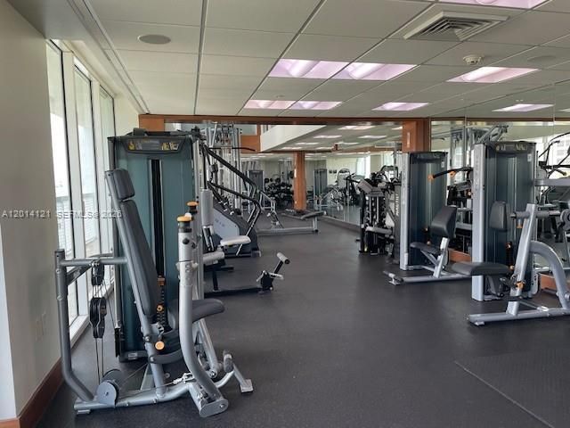 31 SE 5th St, Unit 303, Miami, FL 33131 Photo