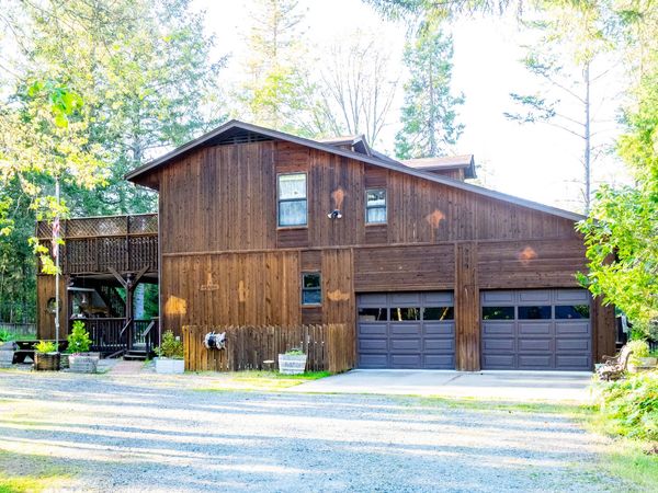 209 College Drive, Grants Pass, OR 97527
