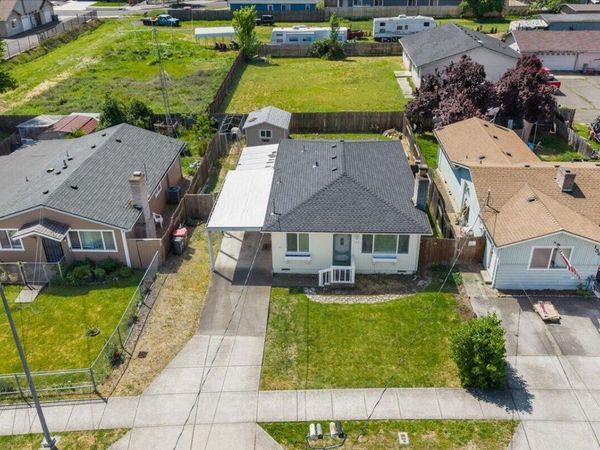166 Mace Road, Medford, OR 97501