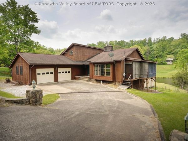 274 Pioneer Lane, Charleston, WV 25314