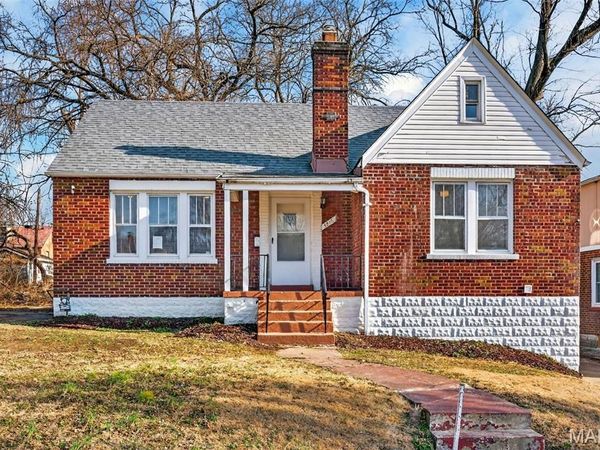 3816 Oakridge Boulevard , St Louis, MO 63121