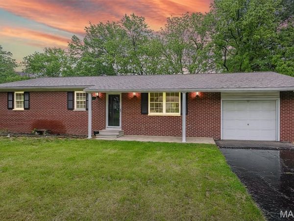 115 Echo Lane, Bethalto, IL 62010
