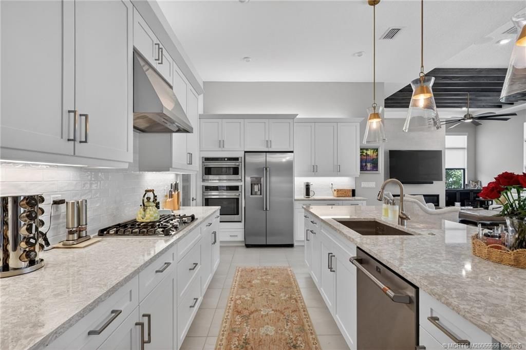 2341 SE Canopy Cove Lane, Port Saint Lucie, FL 34984 Photo