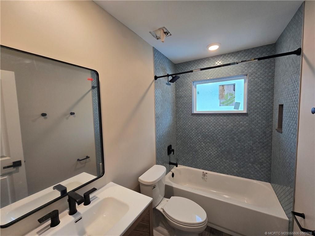 5968 SE Avalon Drive, Stuart, FL 34997 Photo