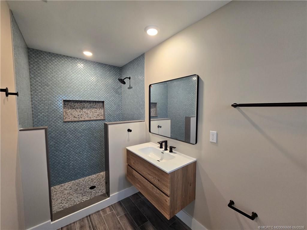 5968 SE Avalon Drive, Stuart, FL 34997 Photo
