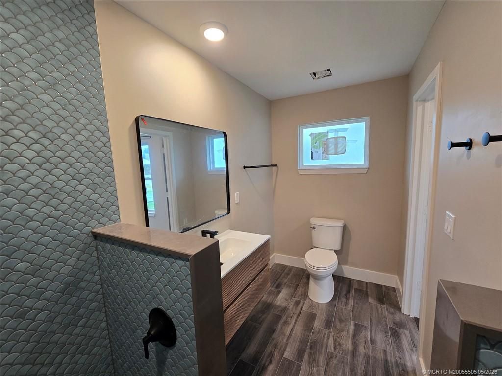 5968 SE Avalon Drive, Stuart, FL 34997 Photo