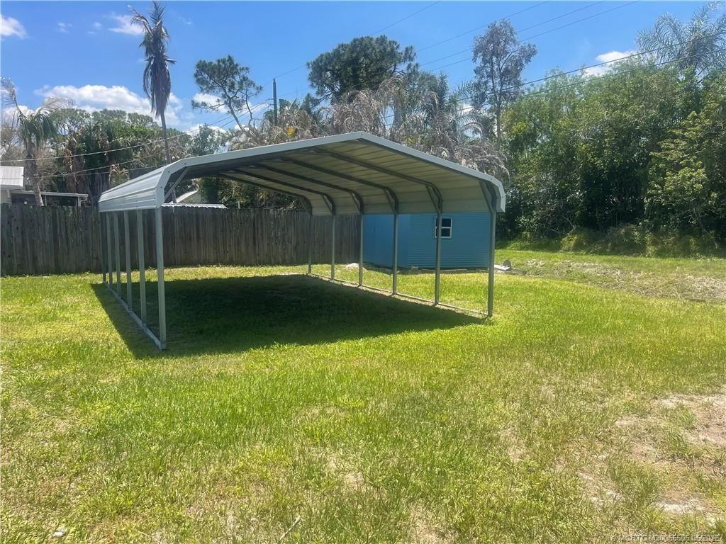 5968 SE Avalon Drive, Stuart, FL 34997 Photo