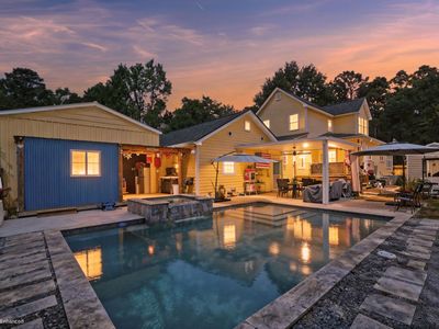 202 W Pine Street, Summerville, SC 29485