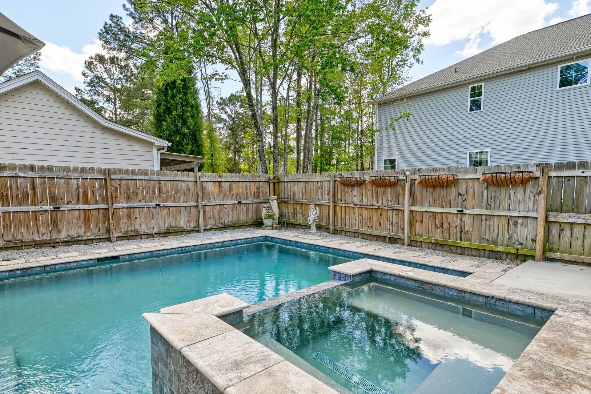 202 W Pine Street Photo 13