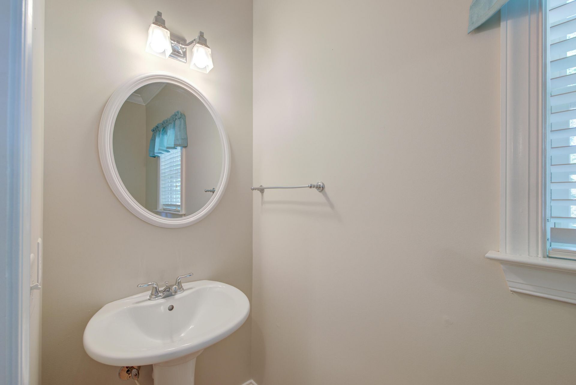 202 W Pine Street Photo 53