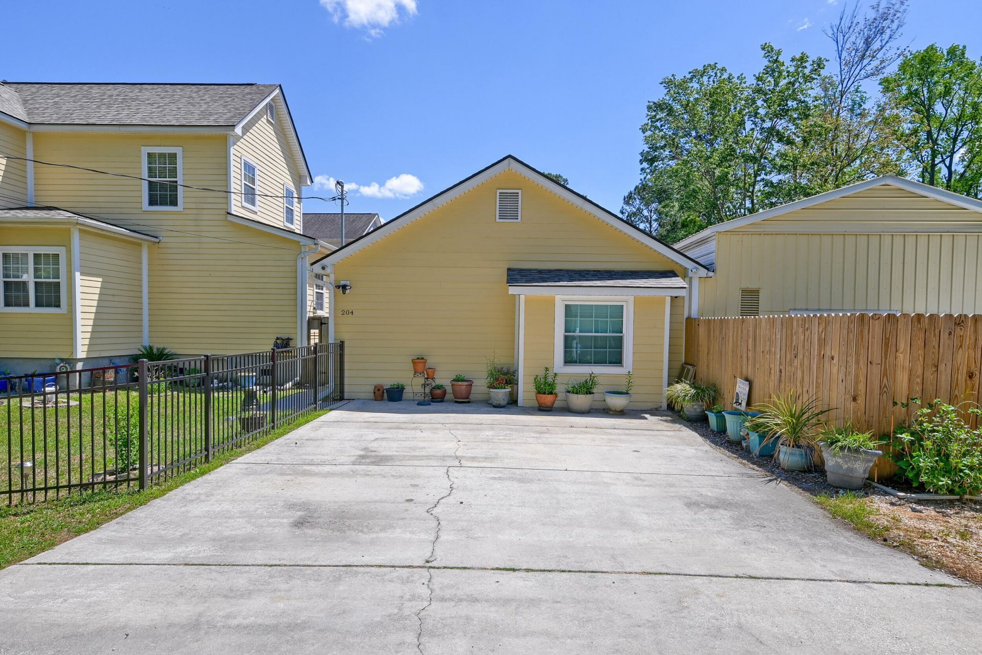 202 W Pine Street Photo 59