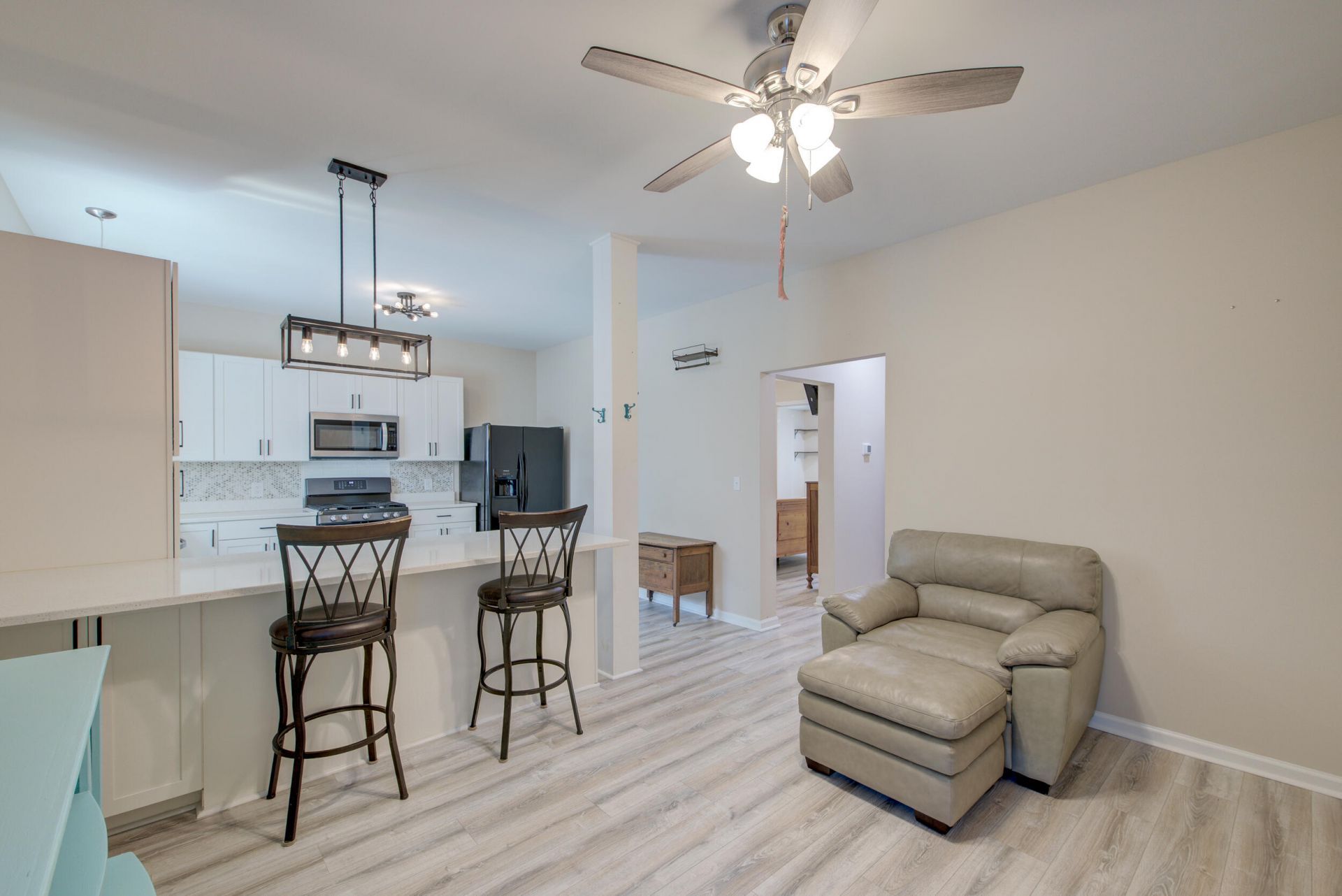 202 W Pine Street Photo 61
