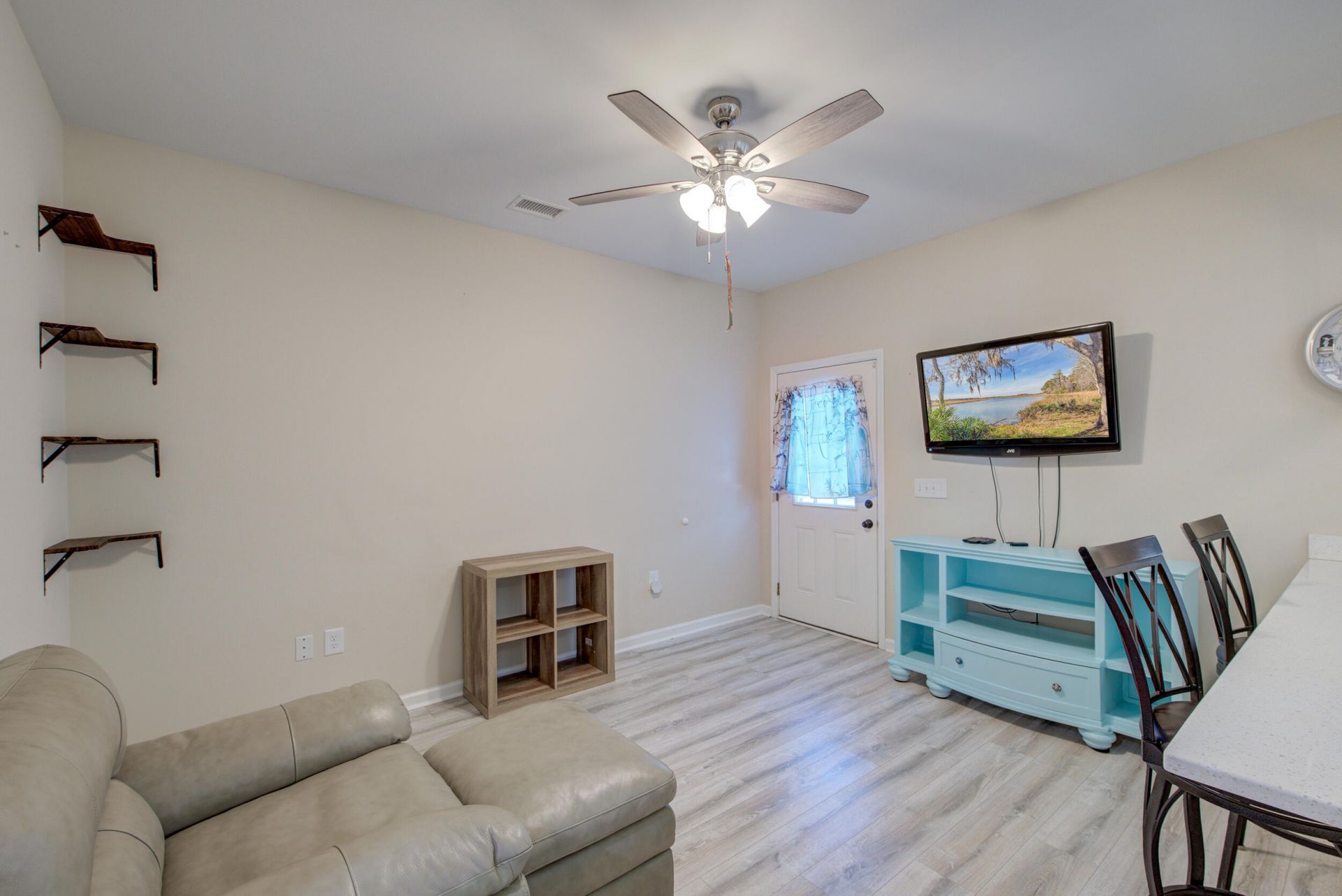 202 W Pine Street Photo 62