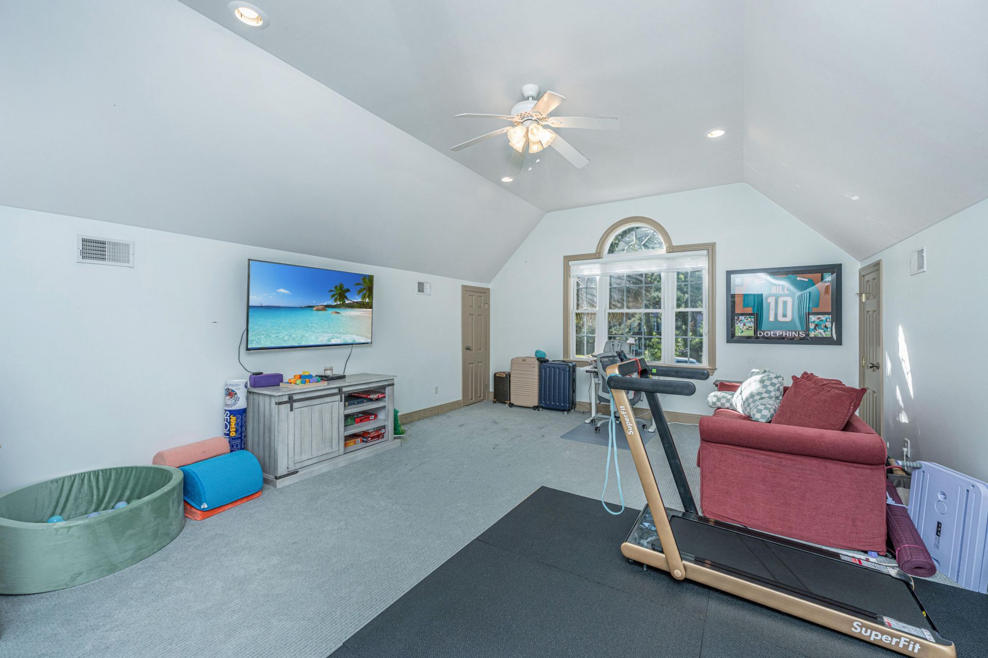 1703 Redwood Photo 21