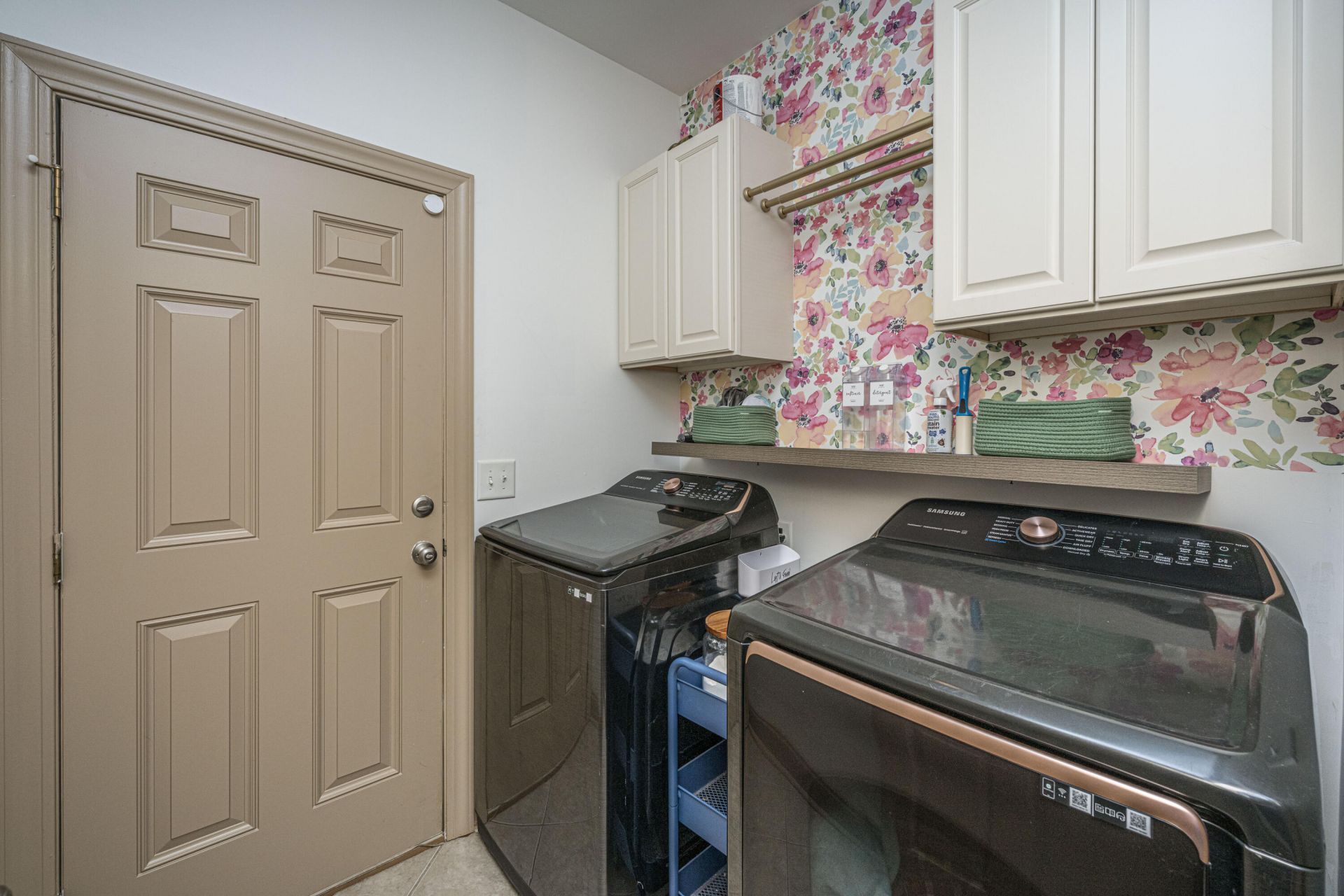 1703 Redwood Photo 33