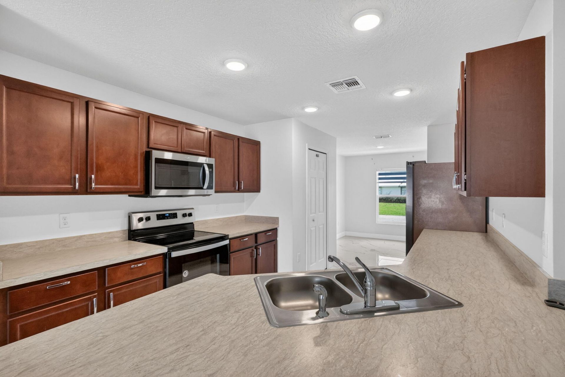 479 SW Holden Terrace, Port Saint Lucie, FL 34984 Photo
