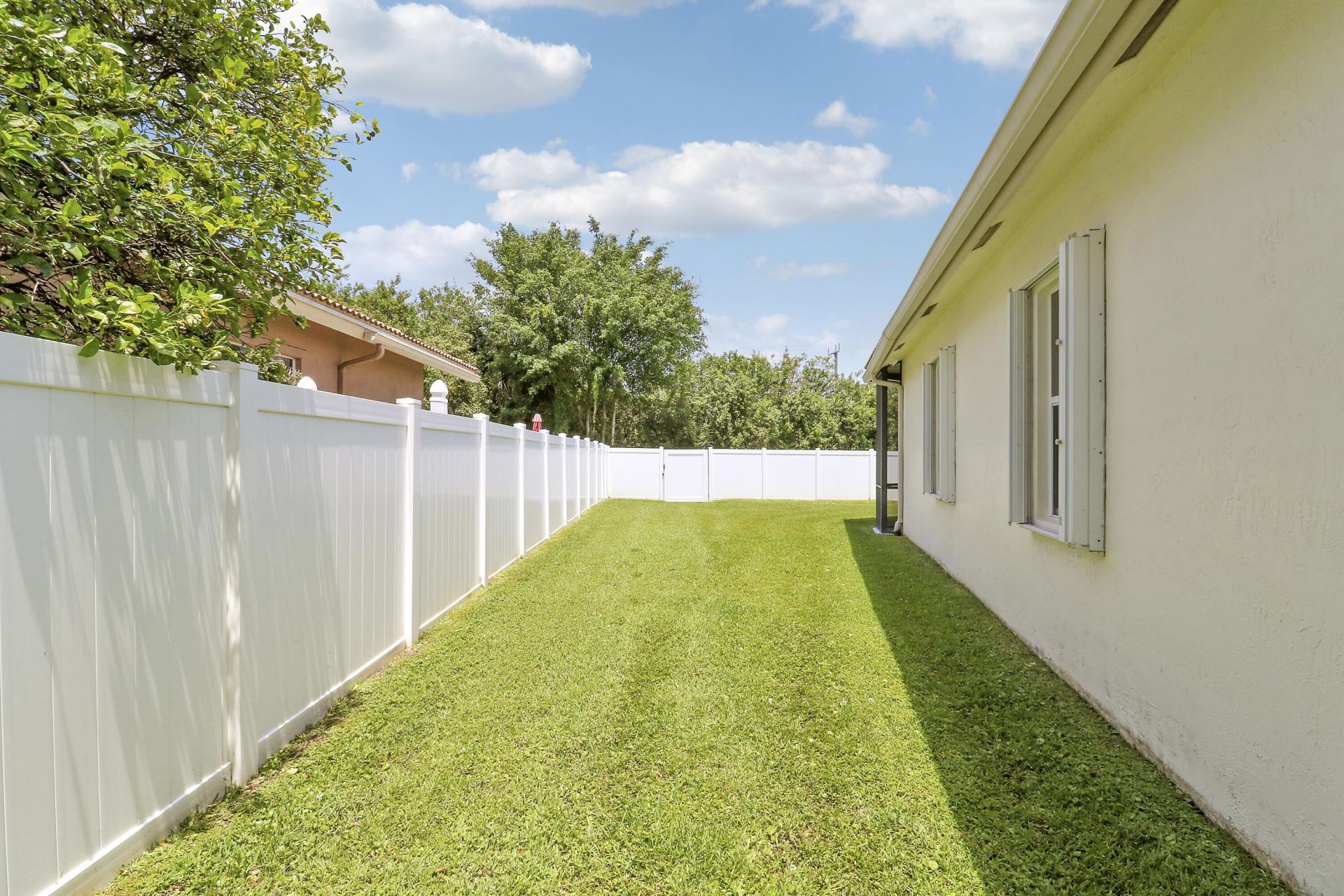 10075 Freesian Way, Wellington, FL 33449 Photo