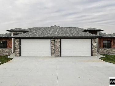 1079 Sand Hill Road, Louisville, NE 68037
