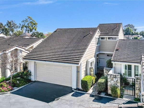 48 Wetstone, Unit 39, Irvine, CA 92604