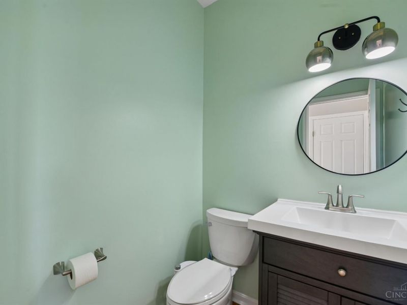 996 Paxton Lake Drive, Miami Twp, OH 45140 Photo 22
