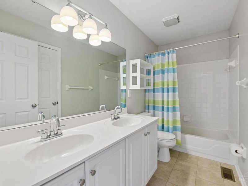 996 Paxton Lake Drive, Miami Twp, OH 45140 Photo 37