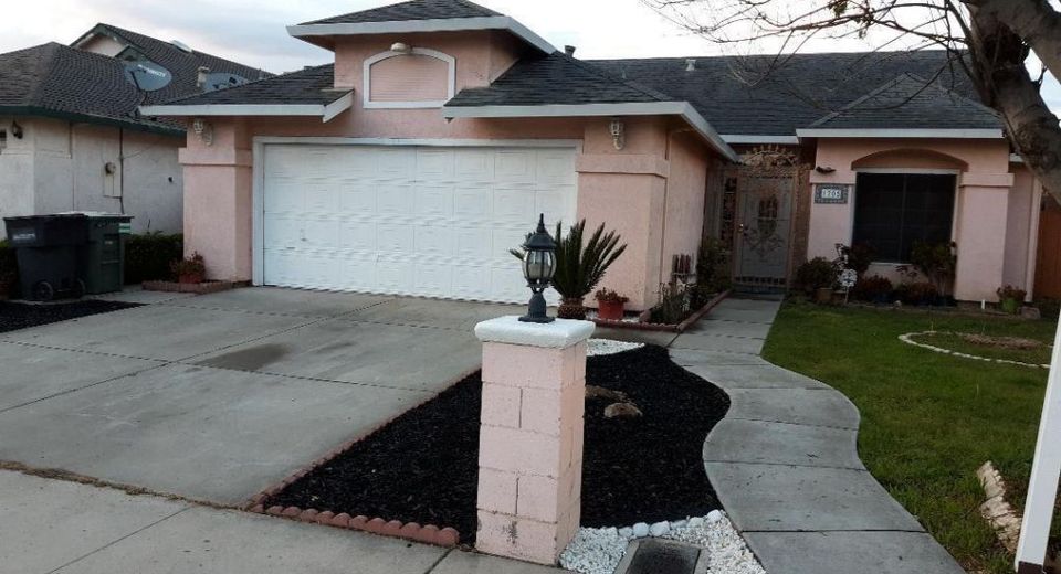 1205 Cribari Dr, Modesto, CA 95358 Photo