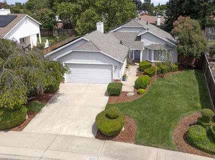 1977 Sofia Dr, Yuba City, CA 95993 Photo
