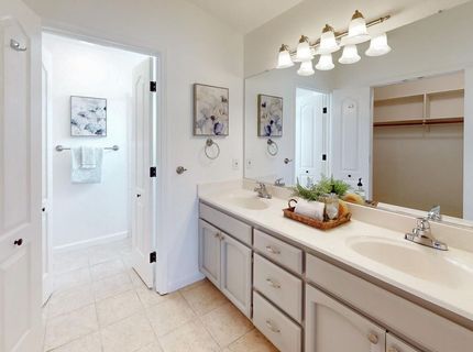 1977 Sofia Dr, Yuba City, CA 95993 Photo