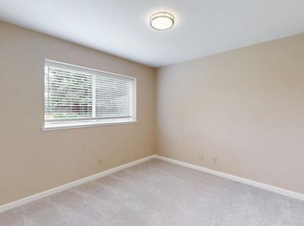 1977 Sofia Dr, Yuba City, CA 95993 Photo