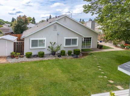 1977 Sofia Dr, Yuba City, CA 95993 Photo