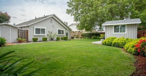 1977 Sofia Dr, Yuba City, CA 95993 Photo