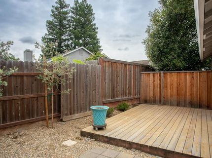 1977 Sofia Dr, Yuba City, CA 95993 Photo