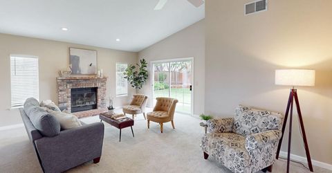 1977 Sofia Dr, Yuba City, CA 95993 Photo