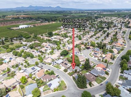 1977 Sofia Dr, Yuba City, CA 95993 Photo