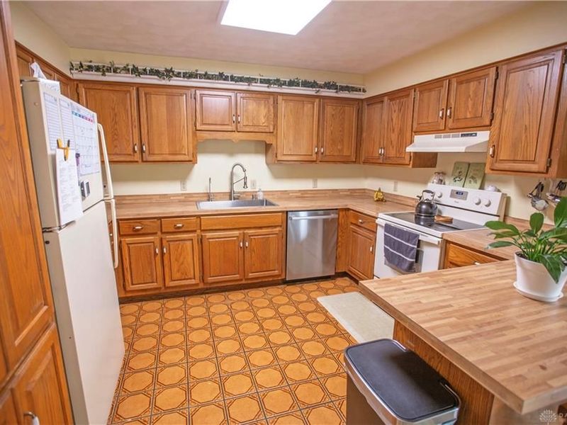 3718 Endover Road, Kettering, OH 45439 Photo 10