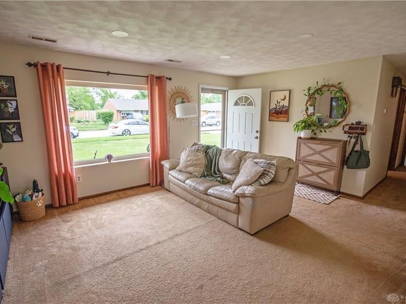 3718 Endover Road, Kettering, OH 45439 Photo 2