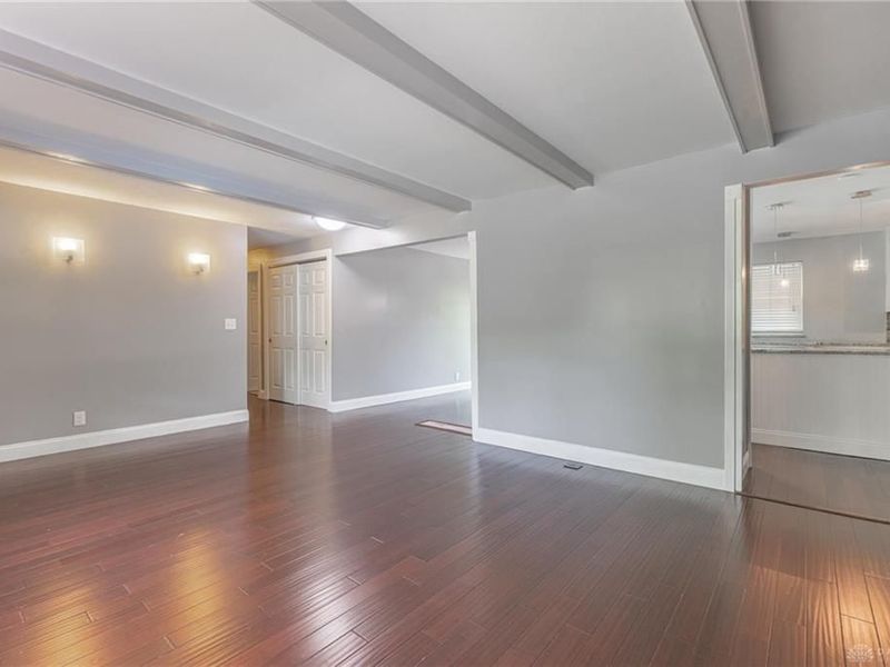 467 W Rahn Road, Washington Township, OH 45429 Photo 5