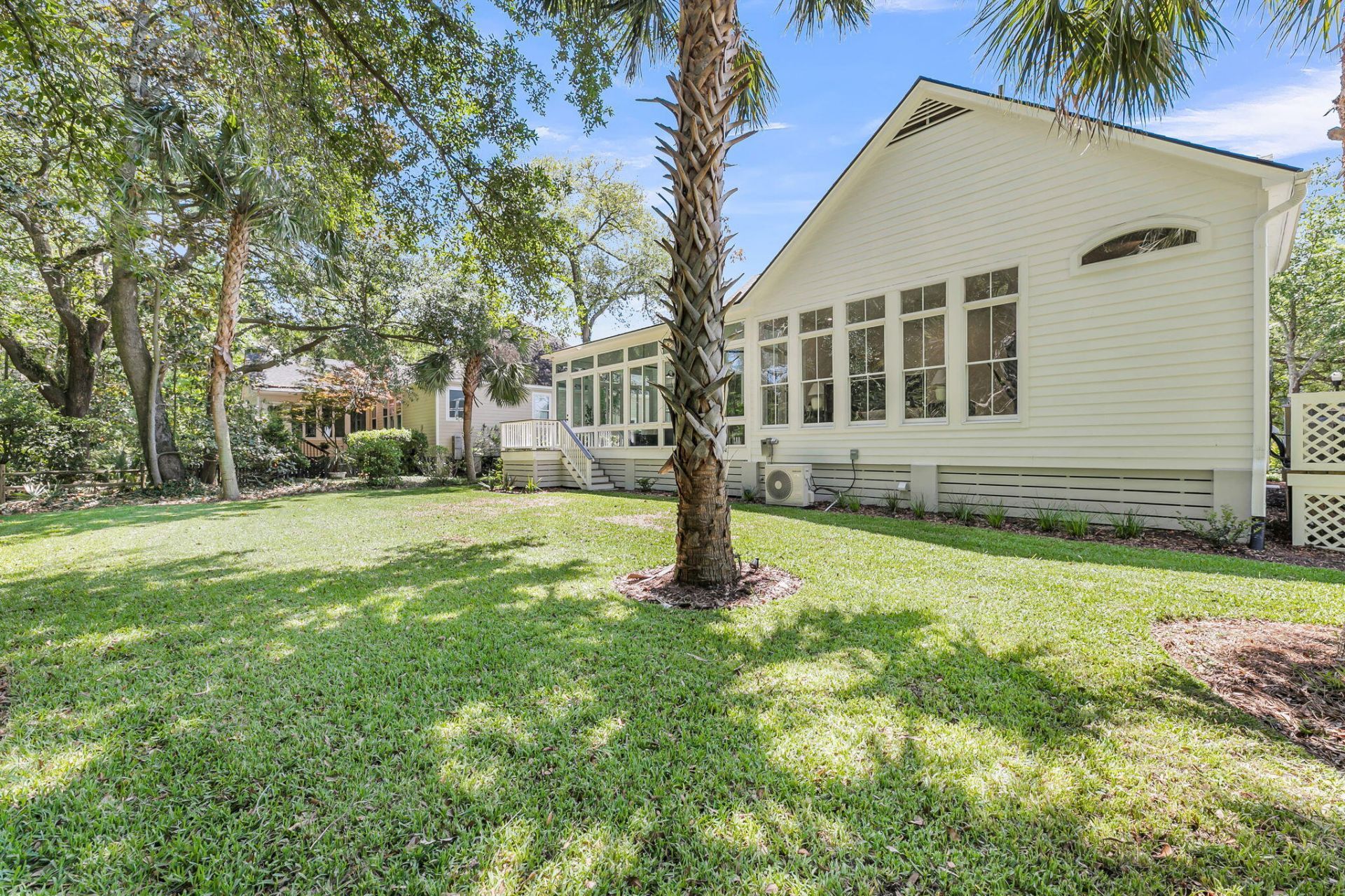 118 Scott Street Photo 52