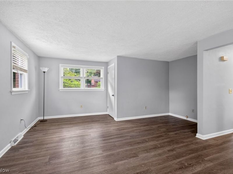 3005 46th Street SW, Canton, OH 44706 Photo 5